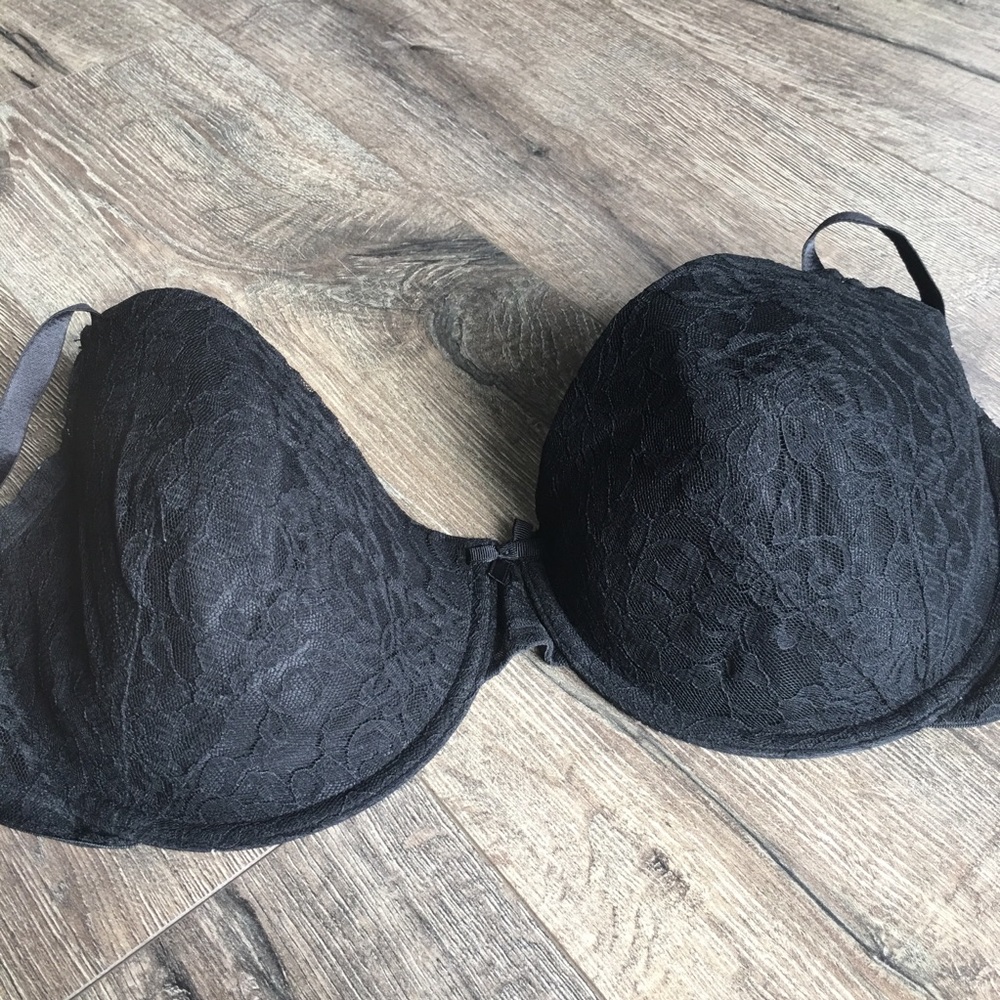 Bras, dress, shoes